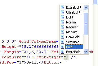Figura 5. Podemos modificar el c�digo XAML f�cilmente con IntelliSense