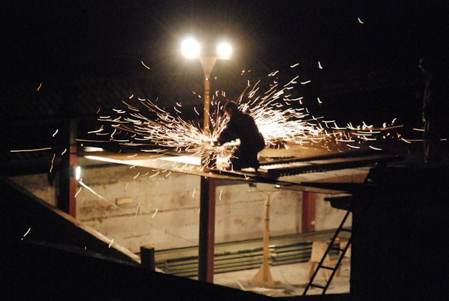 Obra nocturna y con alevosía