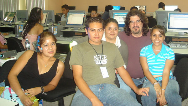 Taller Zamora: Gina, Aaron, Gaby, Guille y Lupita